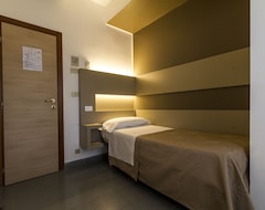 Khách sạn Hotel Desire' (Riccione, Ý)