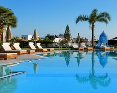 Hotel Socrates (Malia, Greece)