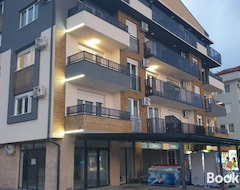 Tüm Ev/Apart Daire Apartman 5 Bmb (Veliko Gradište, Sırbistan)