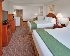 Holiday Inn Express & Suites Allentown-Dorney Park Area, An Ihg Hotel (Allentown, ABD)