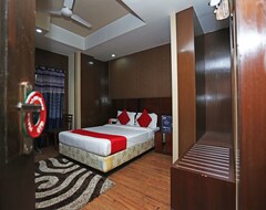 OYO 24855 Ambassador Hotel (Kalküta, Hindistan)