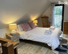 Cijela kuća/apartman Cosy Luxury Grade Ii Listed Barn In The Forest Of Dean (Oldbury-on-Severn, Ujedinjeno Kraljevstvo)