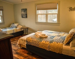 Bed & Breakfast Back Side Inn (Mount Sunapee, USA)