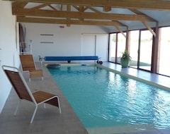 Toàn bộ căn nhà/căn hộ Holiday House With Indoor Pool (Ancv Accepted) (Mûrs-Erigné, Pháp)