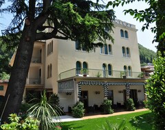 Hotel Terminus (Garda, İtalya)