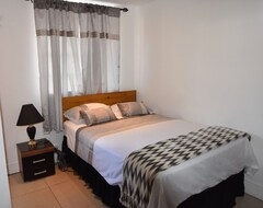 Cijela kuća/apartman Comfy Bedrooms With Swimming Pool Plus Free Wifi, Spa Hut, Bbq, 24-hour Security (Moneague, Jamajka)