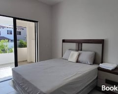 Entire House / Apartment Comoda Casa En Residencial San Andres (San Miguel, El Salvador)