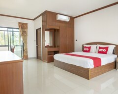 OYO 732 Juthamas Hotel (Nai Thon Beach, Thailand)