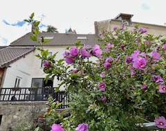 Hele huset/lejligheden Lescapade De Pierrefonds By Your Sweet Loc (Pierrefonds, Frankrig)