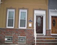 Hele huset/lejligheden Affordable 4Tvs In\\\\Out Security Smells New, Party & Bbq Yard, Spotless Clean (Philadelphia, USA)
