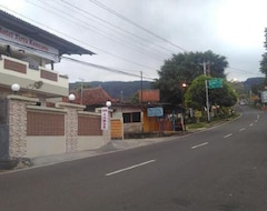 Hotel Tirta Kencana Baturraden (Purwokerto, Indonesien)