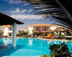 Cijela kuća/apartman Beautiful Beach & Poolside 2 Bedroom 2 Bathroom Apartment For Rent In Cape Verde (Santa Maria, Zelenortski Otoci)