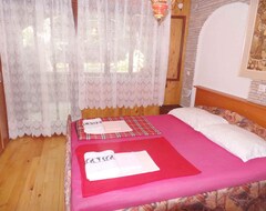 Tüm Ev/Apart Daire Holiday House In Quiet And Secluded Location For Nature Lovers With Children (Jasenice, Hırvatistan)