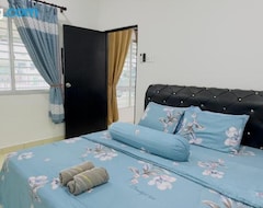Entire House / Apartment Anaqi Homestay Tawau Sabah (Tawau, Malaysia)