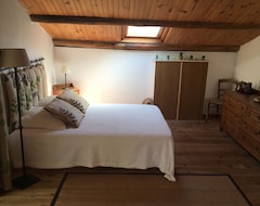 Hotel Charming Traditional Home In The Quiet Groves. 10 Minutes From Beaches (Sartène, France)