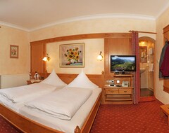 Hotelli Hotel Edelweiss Garni (Reit im Winkl, Saksa)