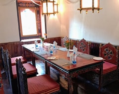 Khách sạn Phuntsho Chholing Lodge (Gangtey, Bhutan)