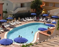 Hotel Residence Costa Del Turchese (Badesi, Italia)