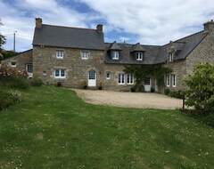 Tüm Ev/Apart Daire House Of Character And Charm Of The 16th Century, Facing The Bay Of Goulven (Plounéour-Trez, Fransa)