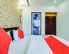 Hotel Oyo 73714 Metro Residency (Aluva, India)