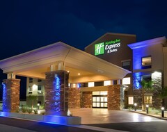 Holiday Inn Express & Suites Pahrump, An Ihg Hotel (Pahrump, ABD)