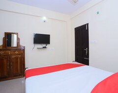 Khách sạn OYO 24129 Panackal Inn (Kottayam, Ấn Độ)