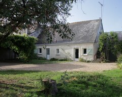 Toàn bộ căn nhà/căn hộ Poetry House And Garden In Varennes Sur Loire (Varennes-sur-Loire, Pháp)