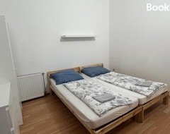 Casa/apartamento entero Fantomas Apartments Th 32.1 - 3 Bedroom+living Room Apartments (Szombathely, Hungría)