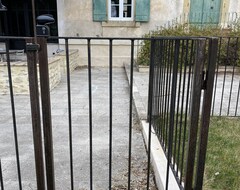 Toàn bộ căn nhà/căn hộ Belle Maison De Maître Sur  Propriété Arborée Dans Village Typique (Gallargues-le-Montueux, Pháp)