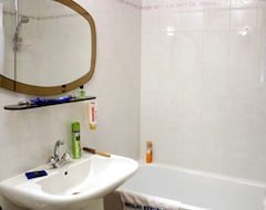 Hotel Rent A Room - Residence Meslay (Paris, France)