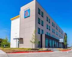 Khách sạn Motel 6 Austin Airport (Austin, Hoa Kỳ)
