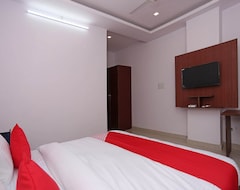 OYO Hotel Blueberry (Faridabad, India)