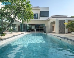 Otel Sun Diego Resort Pool Villa (Pattaya, Tayland)