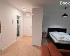 Casa/apartamento entero 2 Room Apartment With Terrace, New Building, B1 (Bratislava, Eslovaquia)