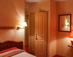 Khách sạn Hotel Logis Auberge Saint Simond (Aix-les-Bains, Pháp)