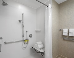 Hotel Holiday Inn Express & Suites Woodside LaGuardia Airport (Queens, USA)