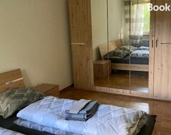 Koko talo/asunto 2 Room Apartment With Parking In Stuttgart (Stuttgart, Saksa)