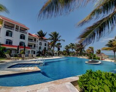 Toàn bộ căn nhà/căn hộ Condo #322 At Caribbean Reef Villas - Oceanfront, Huge Pool For Families/couples (Benito Juárez, Mexico)
