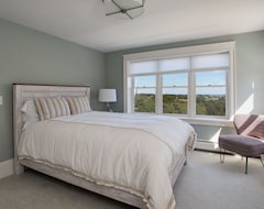 Tüm Ev/Apart Daire Stunning Views Of Sandy Neck..Relax This Summer In Style And Sit By The Pool! (Barnstable, ABD)