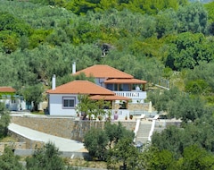 Toàn bộ căn nhà/căn hộ Mega Nero Cottage (Votsi, Hy Lạp)