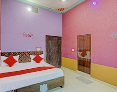 Khách sạn Oyo Flagship Hotel Dwarka (Aligarh, Ấn Độ)