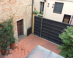 Toàn bộ căn nhà/căn hộ Cà Tugnin Dill Cich (Ferrara, Ý)