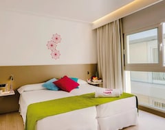 Khách sạn Onmood Cala Ratjada By Portblue Hotels (Capdepera, Tây Ban Nha)