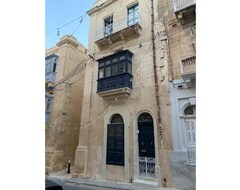 Koko talo/asunto Birgu No.25 Studio 2 (Qala, Malta)