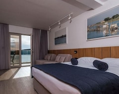 Hotel Poseidon (Budva, Montenegro)