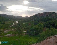 Tüm Ev/Apart Daire River view home Hampi (Hampi, Hindistan)