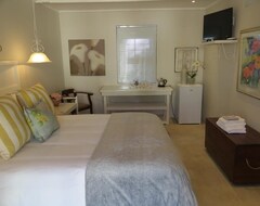Otel Madeliefie Guest Accommodation (Paarl, Güney Afrika)