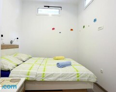 Tüm Ev/Apart Daire Apartman Abc (Šibenik, Hırvatistan)