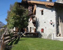 Koko talo/asunto Etroubles: Cottage In The Mountains ... (Étroubles, Italia)