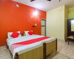 Hotel Oyo 62870 Ashrya Comforts (Coonoor, Indien)